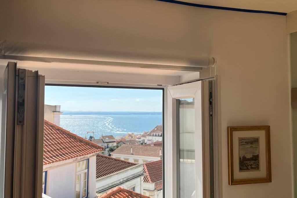 Appartamento Sao Vicente IV - Eco-Flat With French Balcony & View Lisbona Esterno foto